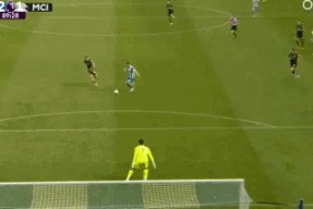 爱游戏-TheShy迎来十二赛季出色发挥，DWG观众热烈欢呼！赛场气氛高涨的简单介绍