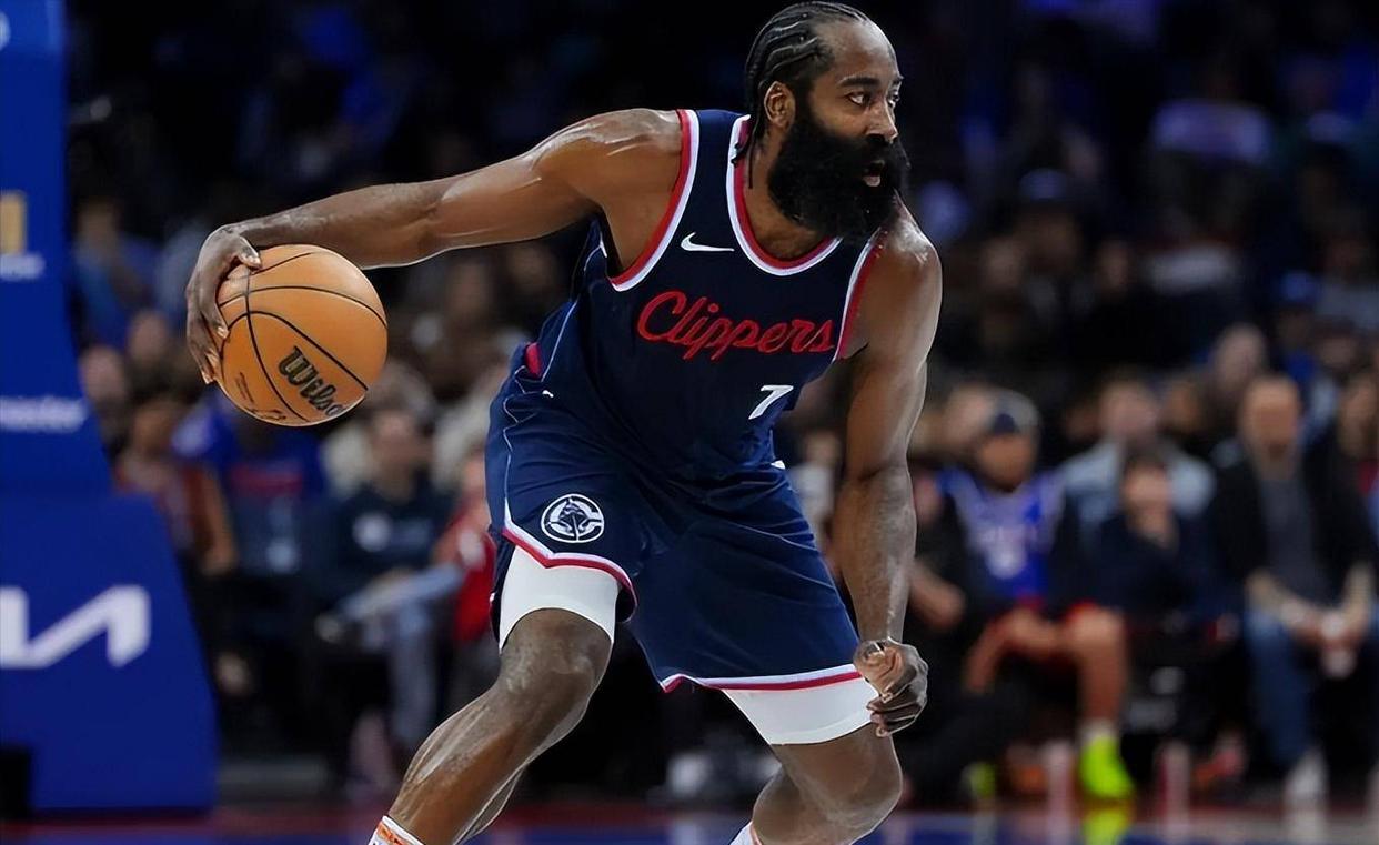 包含哈登赛事官方发布回归赛场新规，勇士争议不断！的词条